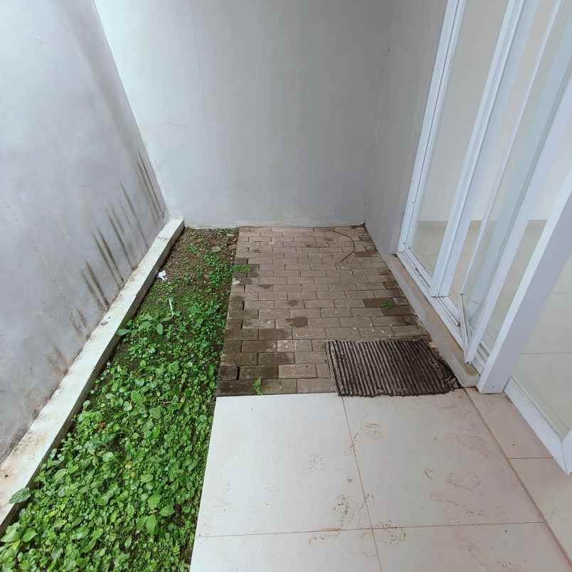 rumah 2 lantai dalam cluster bojong koneng cikutra