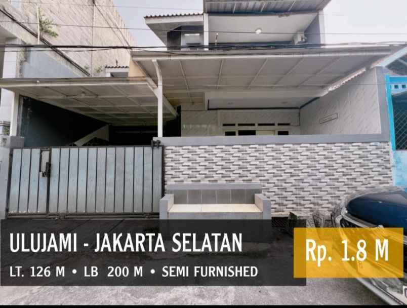 rumah 2 lantai dengan mushola carport luas di ulujami