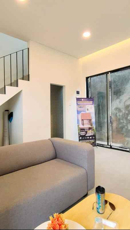 rumah 2 lantai di citayem siap huni