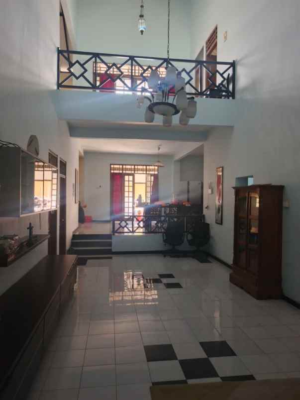 rumah 2 lantai siap huni 5 menit ke malioboro