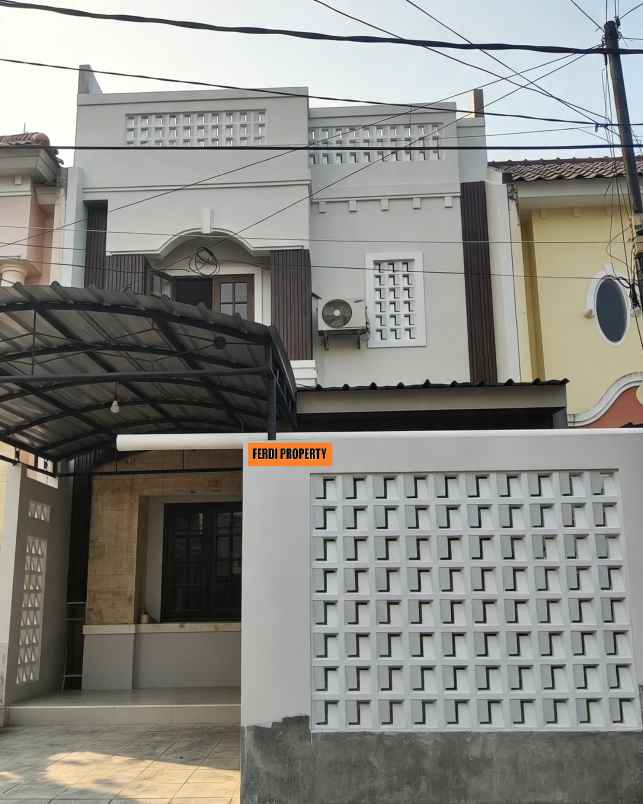 rumah 3 lantai siap huni raffles hills cibubur