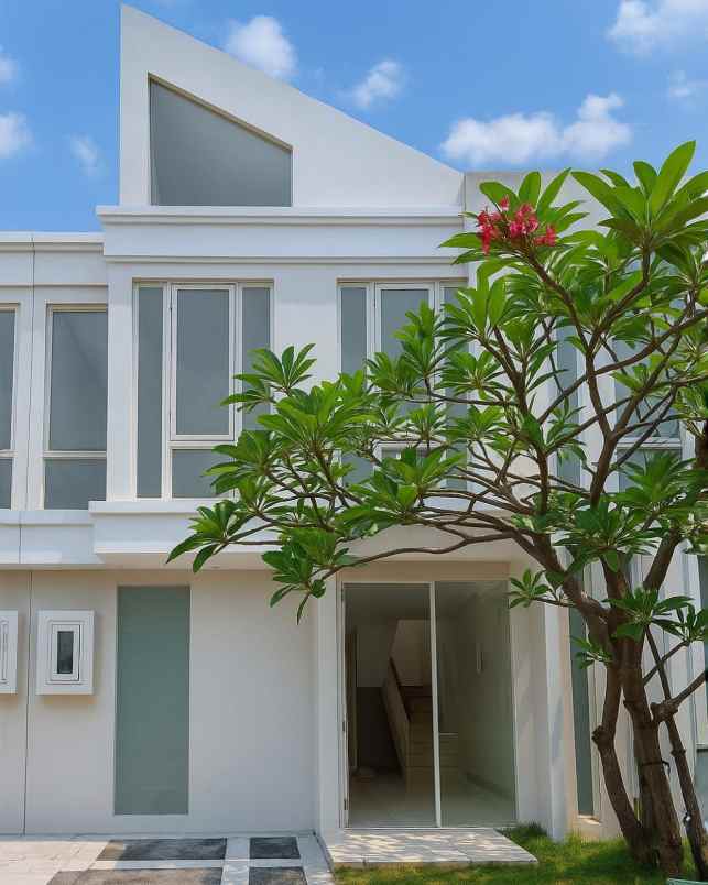 rumah adelaide grand pakuwon new kosongan carport