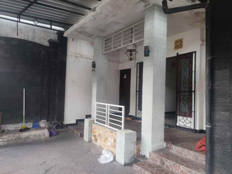 rumah bareng pusat kota malang