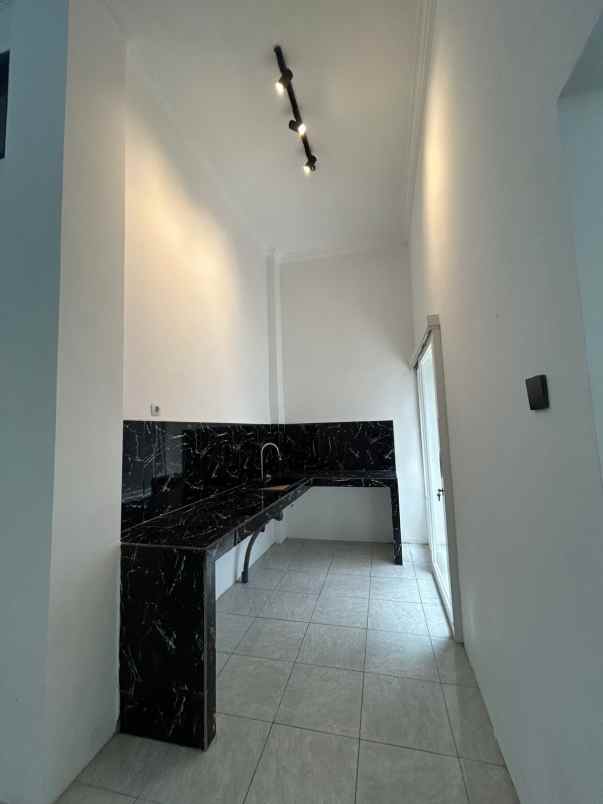 rumah baru siap huni lokasi sawojajar kota malang