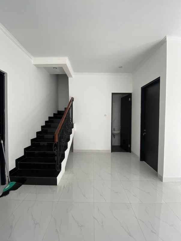 rumah baru siap huni termurah di jakarta timur