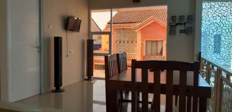 rumah bonus kost full isi cisaranten kulon bandung