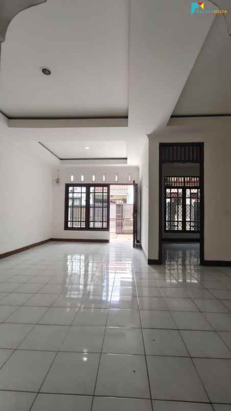 rumah caman jatibening bekasi