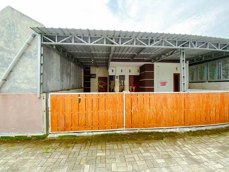 rumah cantik desain modern harga termurah di prambanan