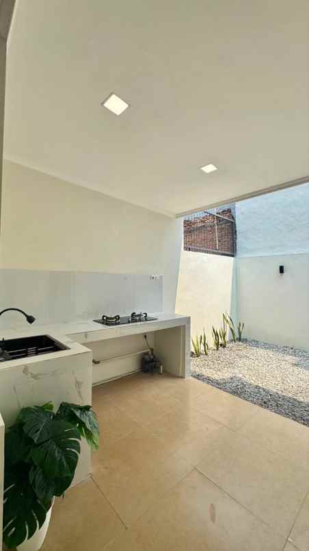 rumah cantik siap langsung huni di metland cileungsi