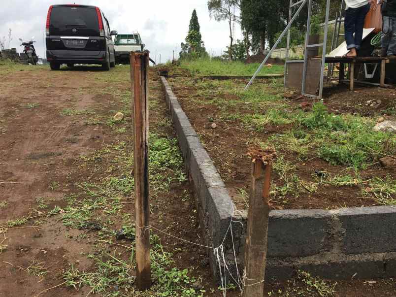 rumah cipada cisarua lembang bandung