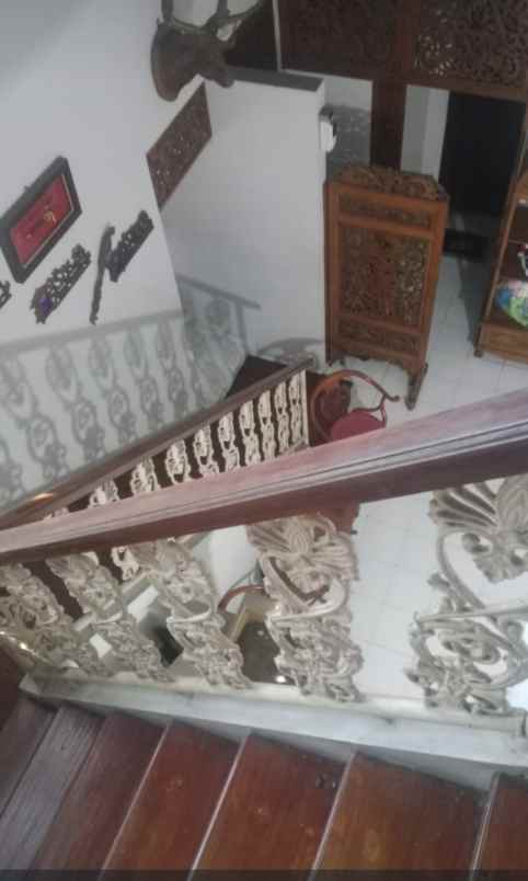 rumah dan tempat usaha strategis di pancoran mas depok