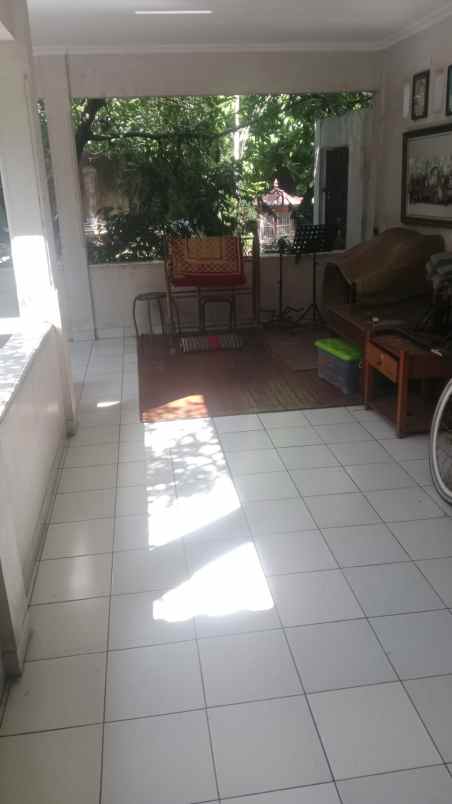 rumah dan tempat usaha strategis di pancoran mas depok