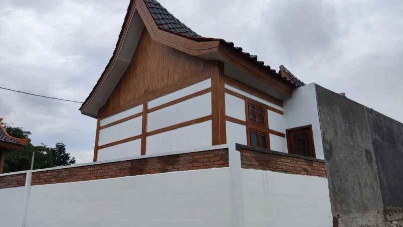 rumah desain korea siap huni di bogor dekat kampus ipb