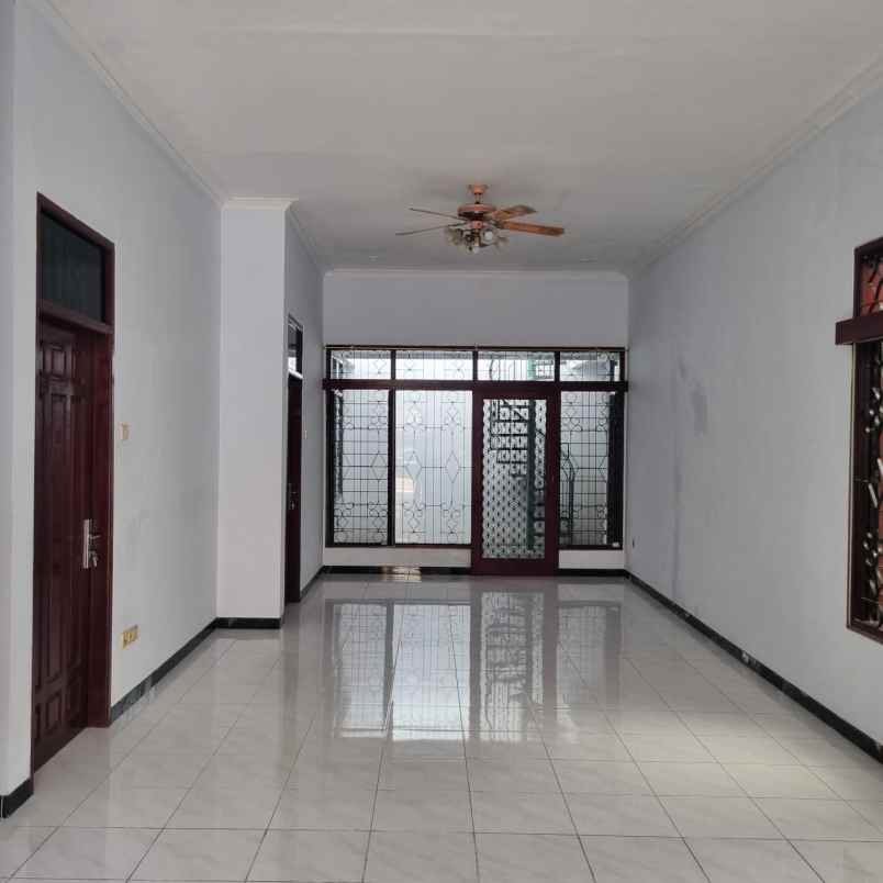 rumah di surabaya kalijudan bangunan 1 lantai
