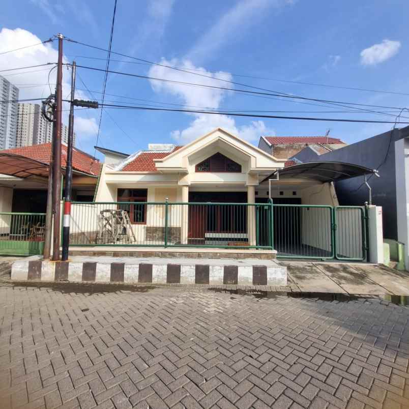 rumah di surabaya kalijudan bangunan 1 lantai