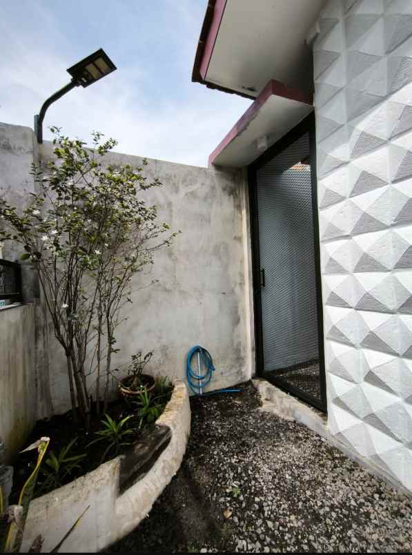 rumah di tengah kota bogor semi furnished