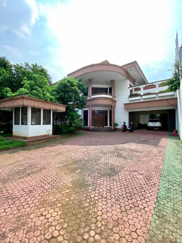 rumah dijual di arjuna utara