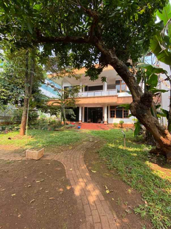 rumah dijual di arjuna utara