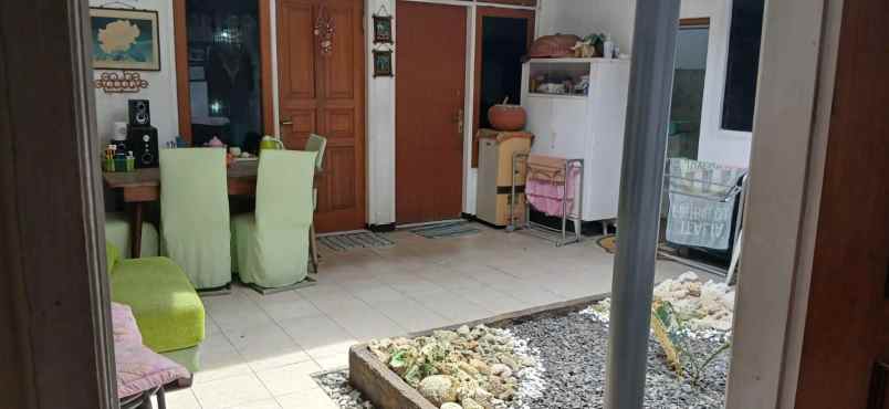 rumah dijual raya ketintang gayungan surabaya selatan