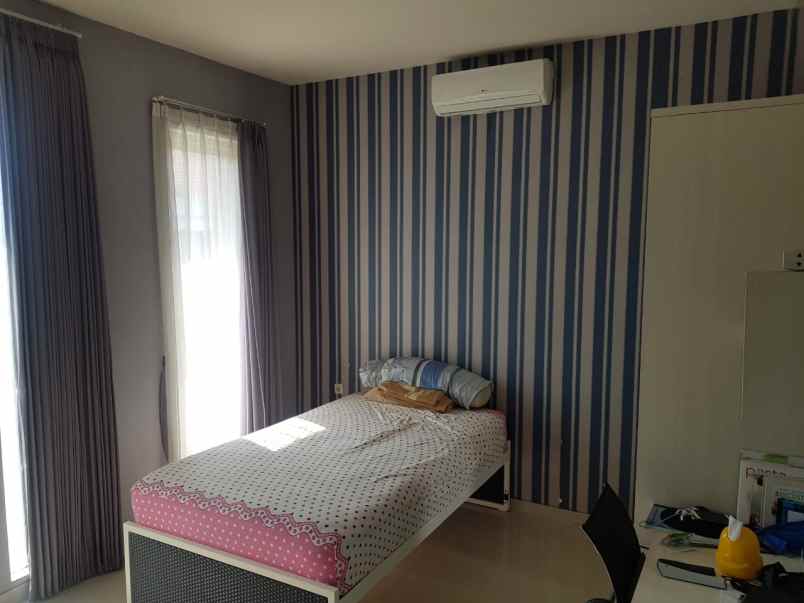 rumah dijual tenggilis mejoyo selatan surabaya