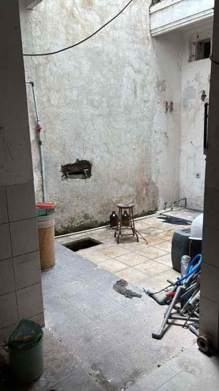 rumah gembong kapasan strategis one gate system