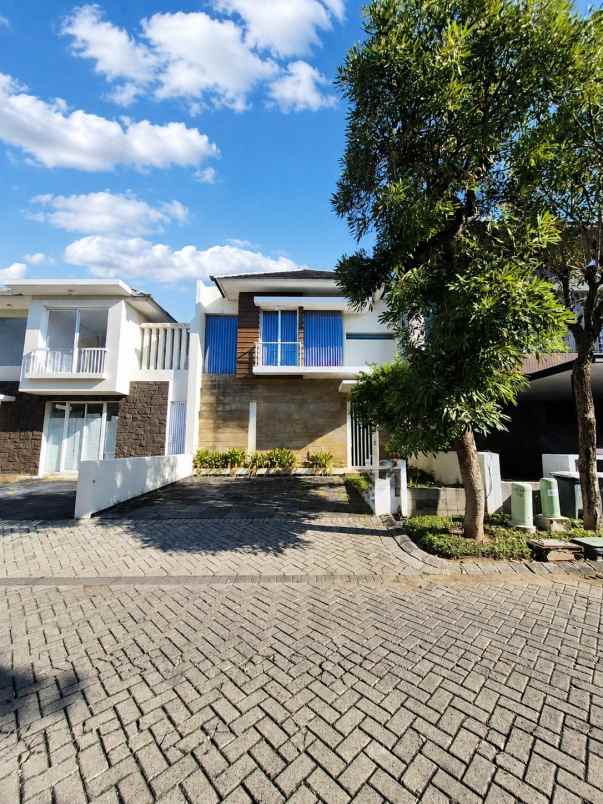 rumah harewood royal residence minimalis siap huni
