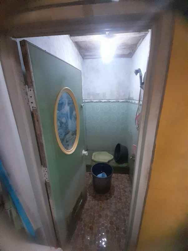 rumah hook perumnas 3 bekasi