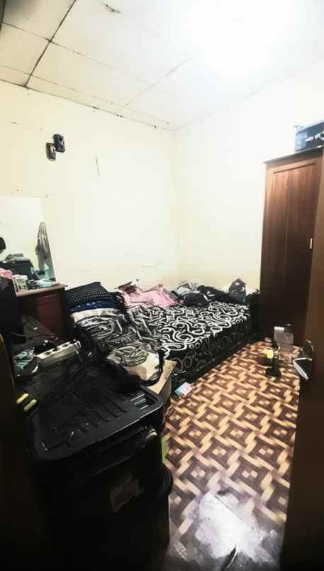 rumah hook perumnas 3 bekasi