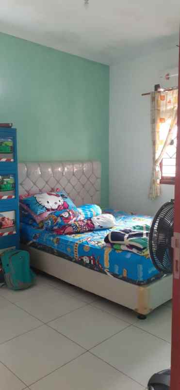 rumah hook siap huni dekat masjid kubah mas depok