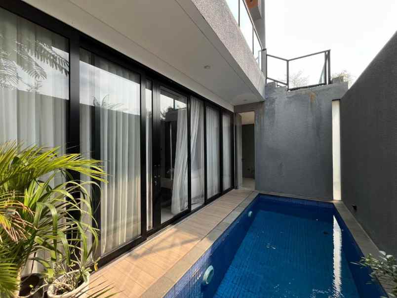 rumah jakarta timur pulogadung