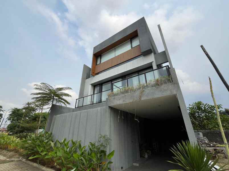rumah jakarta timur pulogadung