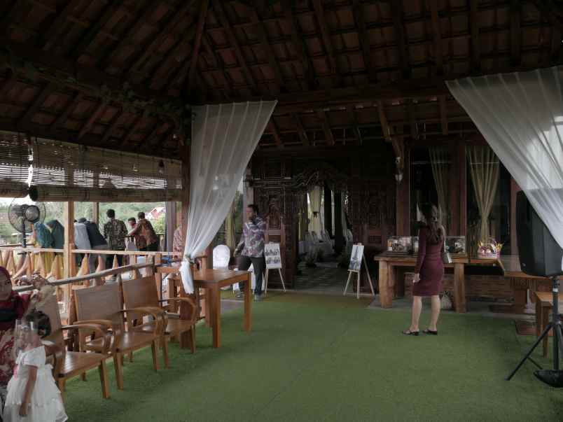 rumah jalan sidokarto area sawah