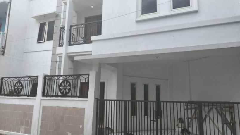 rumah kalijudan surabaya timur bangunan 2 lantai nego