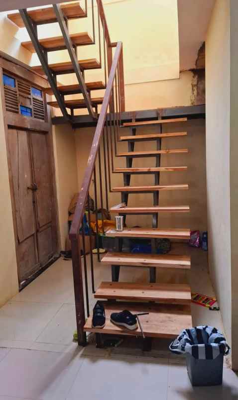 rumah kalisegoro gunungpati semarang