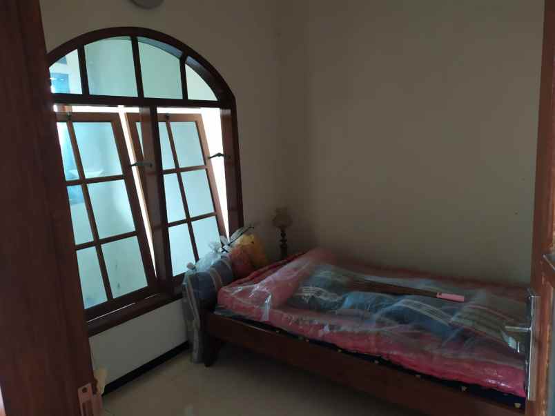 rumah karangploso butuh uang