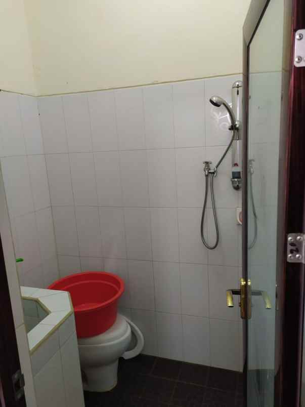 rumah karangploso butuh uang