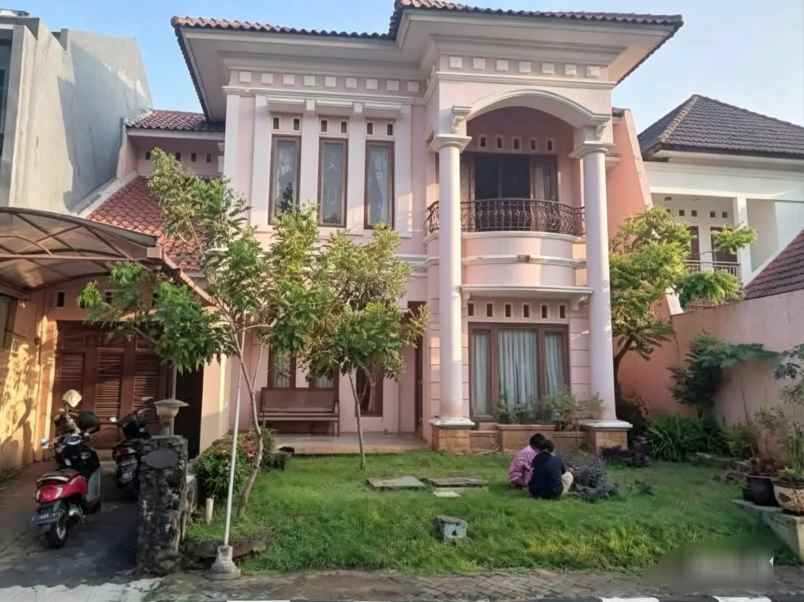 rumah kawasan elite banyumanik semarang