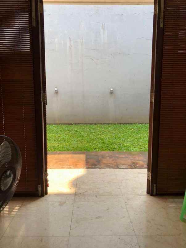 rumah kebayoran baru