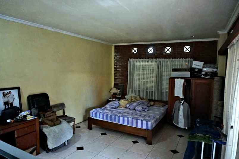 rumah klasik asri udara sejuk sayap dago bandung utara