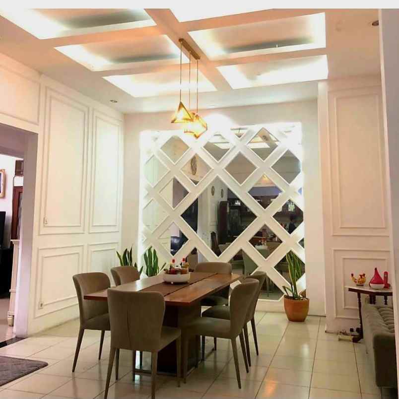 rumah komplek antapani dekat arcamanik bandung