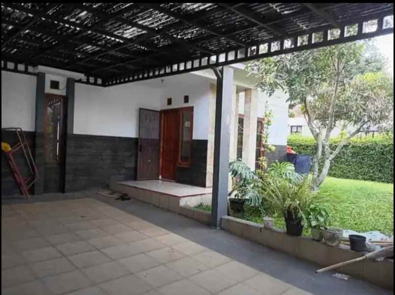 rumah komplek bumi sariwangi dekat sarijadi polban upi