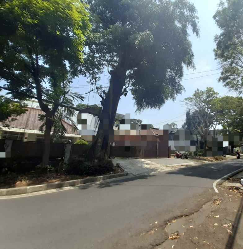 rumah kota bandung dekat unpar rs salamun