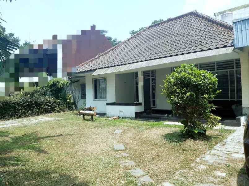 rumah kota bandung dekat unpar rs salamun