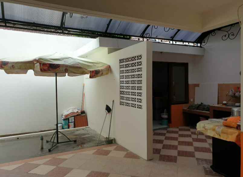 rumah kota baru parahyangan