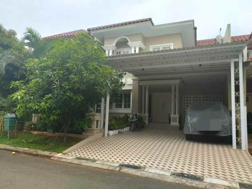 rumah kota wisata cibubur kamar mandi dalam semua