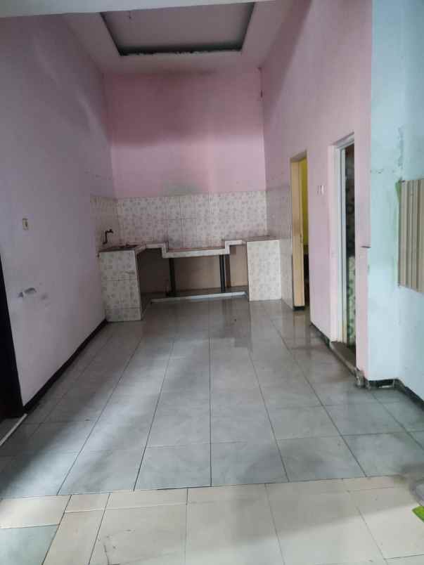 rumah luas 200m2 griya husada lawang