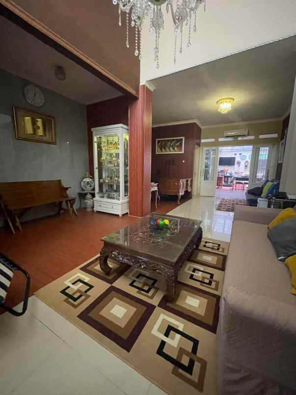 rumah luas 3 kt akses tol ciputat tangsel