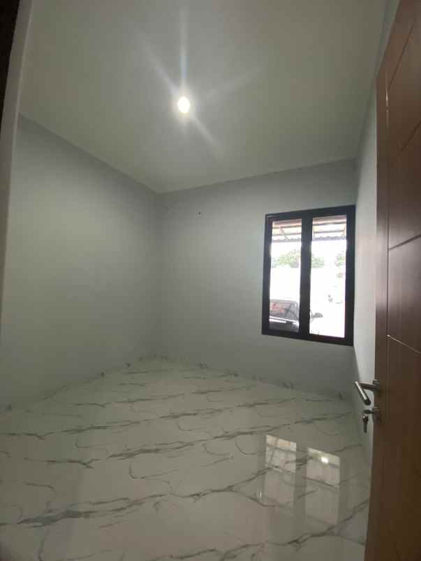 rumah mewah 2 lantai harga 900 jutaan di jatiasih