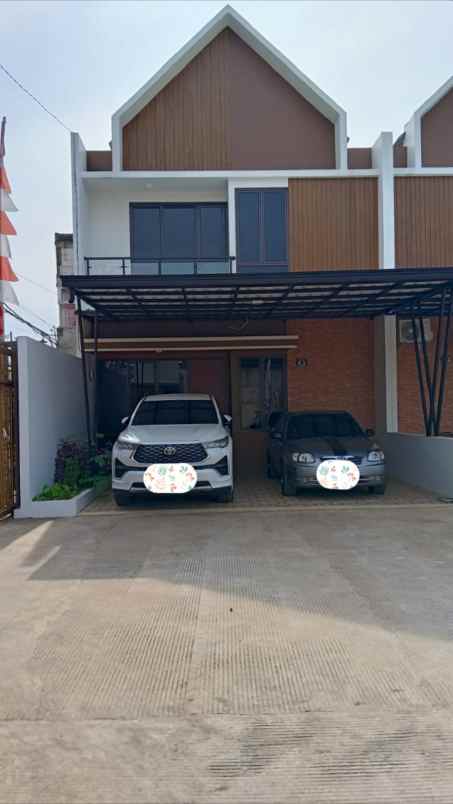 rumah mewah 2 lantai harga 900 jutaan di jatiasih