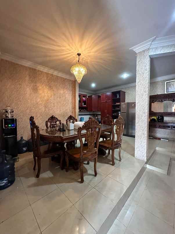 rumah mewah 2 lt medan